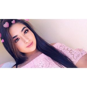 Meet your Posher, Denise